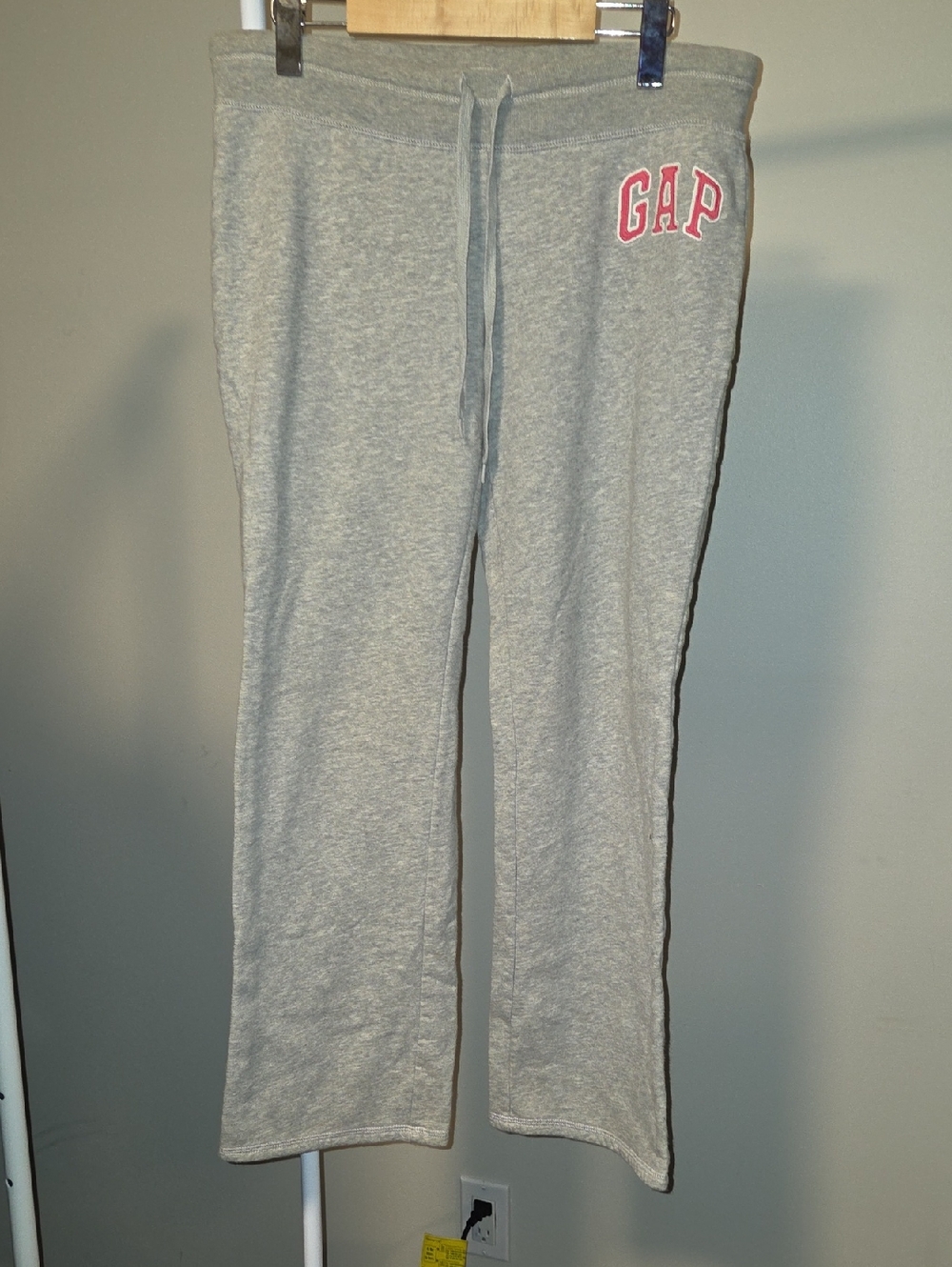 GAP Womens Light Gray Sweatpants Pink Spellout Logo Joggers Size 12